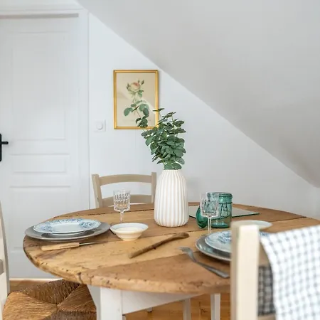 Nid Vintage - T2 Maginot Apartment Tours